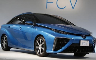 ‘Tậu’ Toyota FCV, ‘nhận’ 400 triệu đồng